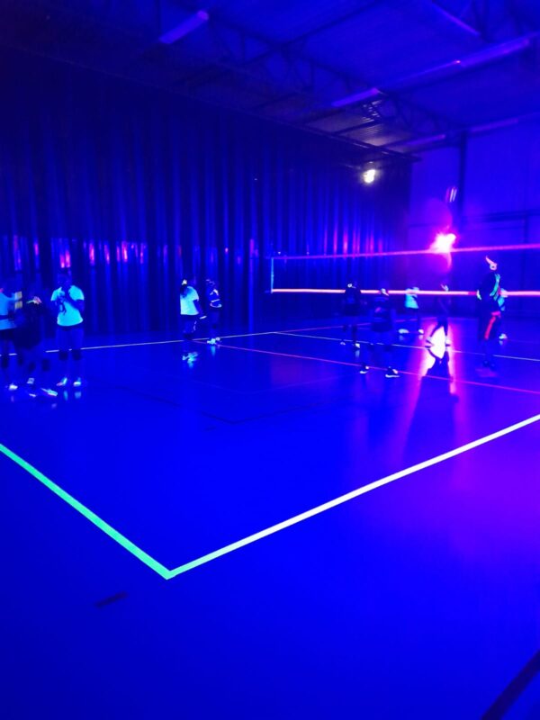 Blacklight volleybal